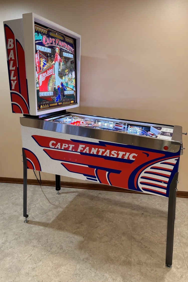 Captain Fantastic Pinball Machine - Image 2