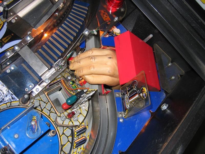 addams family pinball machine - Image 2